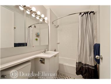 2503 Talbott Ave, Cincinnati, OH 45211 photo 6