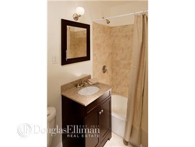1413 Meredith Dr, Cincinnati, OH 45231 photo 7