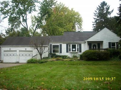 8443 Forest Rd, Cincinnati, OH 45255 photo 1