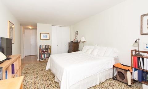 3964 Dickson Ave, Cincinnati, OH 45229 photo 8