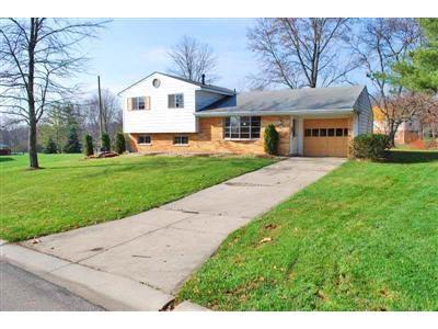782 Evangeline Rd, Forest Park, OH 45240 photo 1