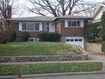 1061 Burns Ave, Wyoming, OH 45215 photo 3