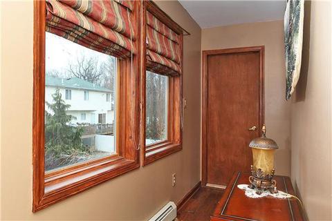 296 Mccormick Pl, Cincinnati, OH 45219 photo 2