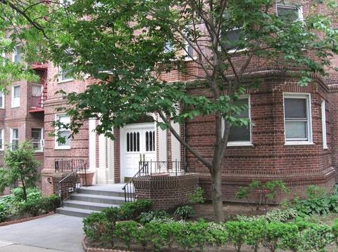 1429 Pullan Ave, Cincinnati, OH 45223 photo 1