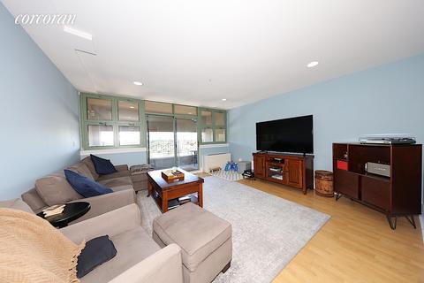 7744 Stillwell Rd, Cincinnati, OH 45237 photo 1