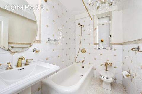 3941 Warwick Ave, Cincinnati, OH 45229 photo 6