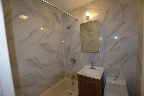 524 Kittery Ln, Cincinnati, OH 45255 photo 4