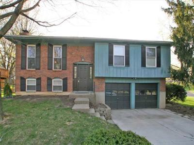 8869 Dover Dr, Maineville, OH 45039 photo 1