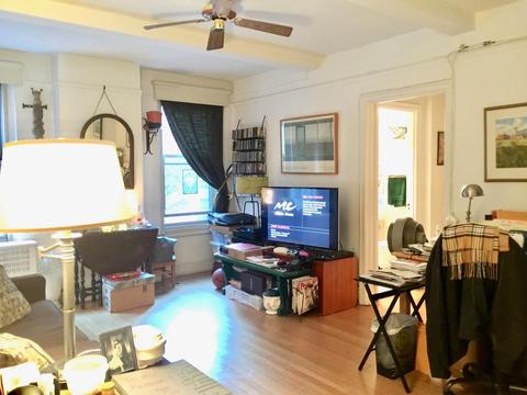 3174 Saffer St, Cincinnati, OH 45211 photo 1