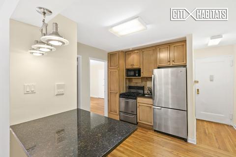 2108 Hatmaker St, Cincinnati, OH 45205 photo 6