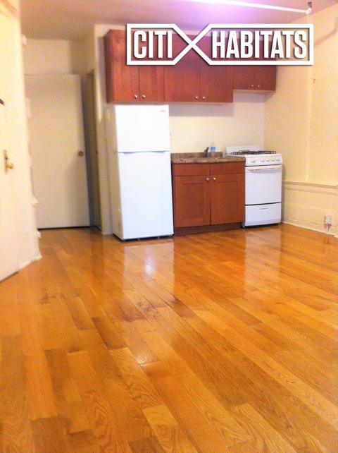 987 Thunderbird Dr, Cincinnati, OH 45231 photo 1