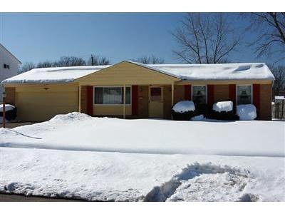 1745 Hilltree Dr, Cincinnati, OH 45255 photo 3
