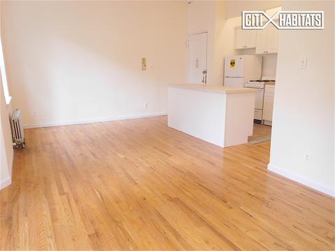 2818 Harrison Ave, Cincinnati, OH 45211 photo 2