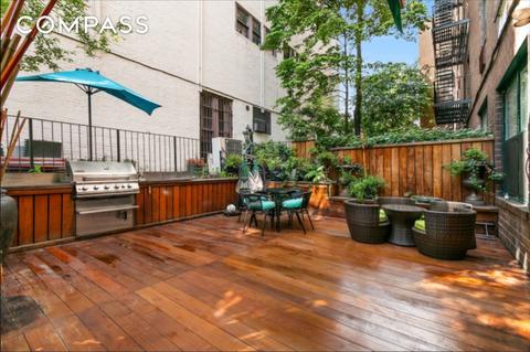 8895 Cabot Dr, Cincinnati, OH 45231 photo 1