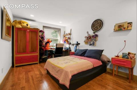 8895 Cabot Dr, Cincinnati, OH 45231 photo 7