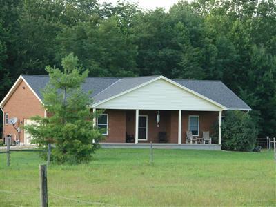 3090 Clover Rd, Bethel, OH 45106 photo 2