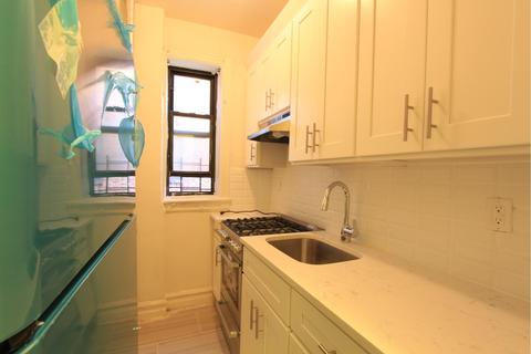 4010 Benjamin St, Cincinnati, OH 45245 photo 1