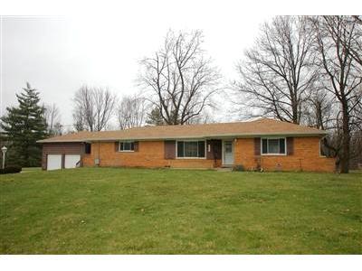 10055 Lakeside Dr, Cincinnati, OH 45231 photo 1