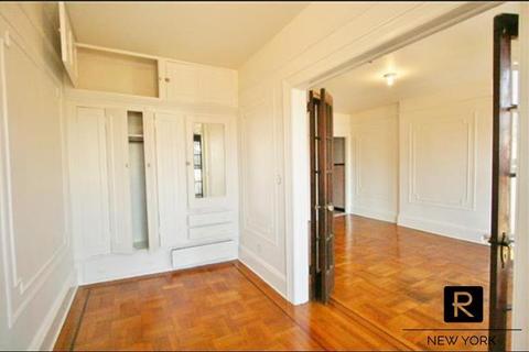 6725 Merwin Ave, Cincinnati, OH 45227 photo 3