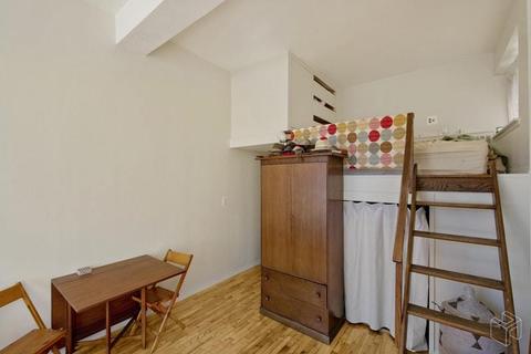 8781 Killarney Ct, Cincinnati, OH 45236 photo 6