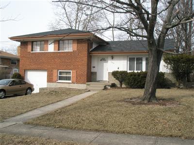 1064 Bluejay Dr, Cincinnati, OH 45231 photo 3