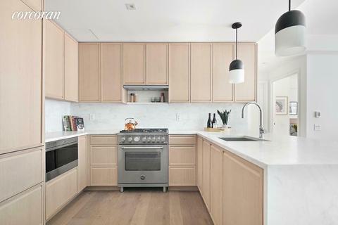 957 Lost Xing, Cincinnati, OH 45231 photo 6