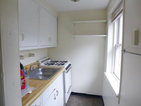 1035 Central Ave, Cincinnati, OH 45202 photo 4