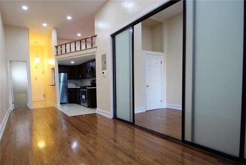 1721 Norcol Ln, Cincinnati, OH 45231 photo 4