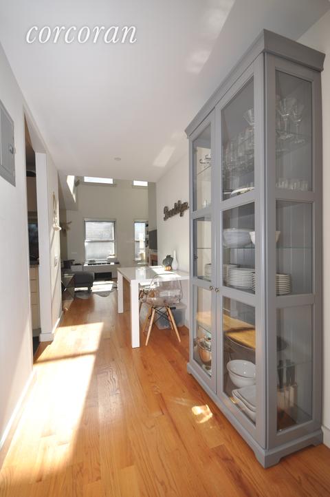 4218 Marcrest Dr, Cincinnati, OH 45211 photo 13