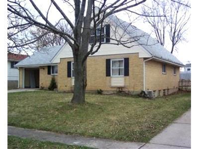 1020 Harkin Dr, Forest Park, OH 45240 photo 3