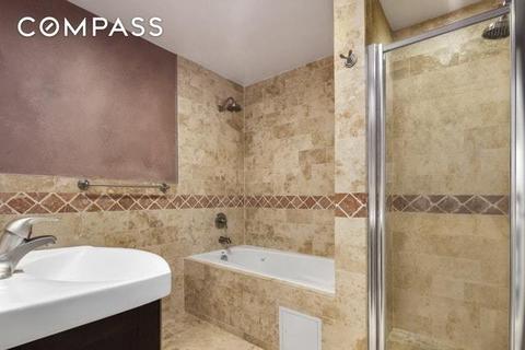 766 Spring St, Greenfield, OH 45123 photo 7