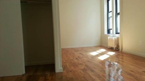 7780 Fancycab Ct, Cincinnati, OH 45231 photo 4