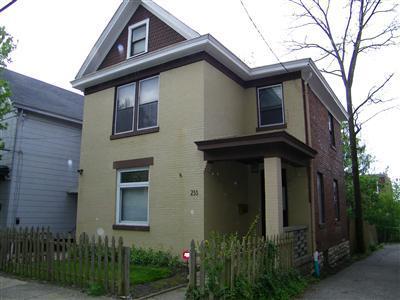 233 Emming St, Cincinnati, OH 45219 photo 3