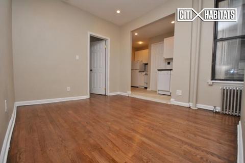 9715 Ross Ave, Montgomery, OH 45242 photo 1