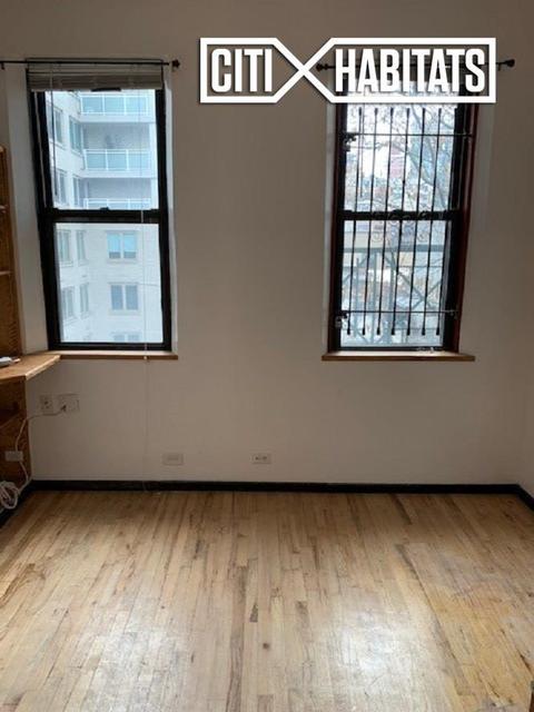 8709 Planet Dr, Cincinnati, OH 45231 photo 4