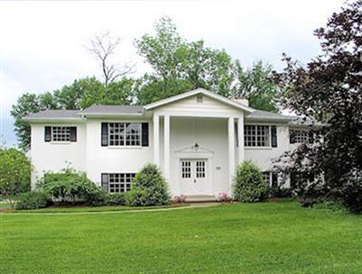 7545 Fourwinds Dr, Montgomery, OH 45242 photo 3