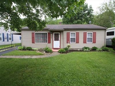9566 Crestbrook Dr, Cincinnati, OH 45231 photo 1