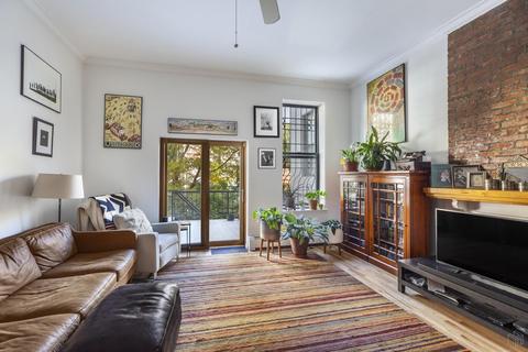 8823 Daly Rd, Cincinnati, OH 45231 photo 8