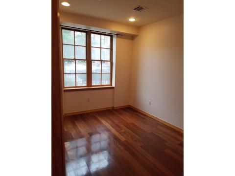 4456 Elsmere Ave, Blue Ash, OH 45242 photo 3