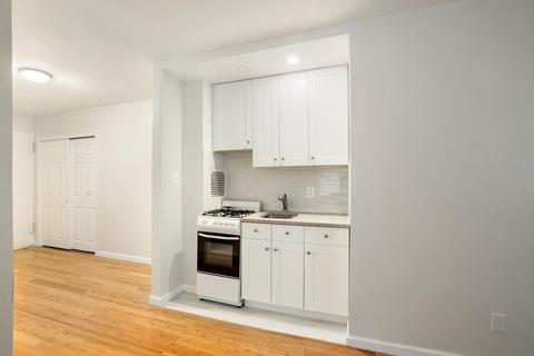1855 Hewitt Ave, Cincinnati, OH 45207 photo 4