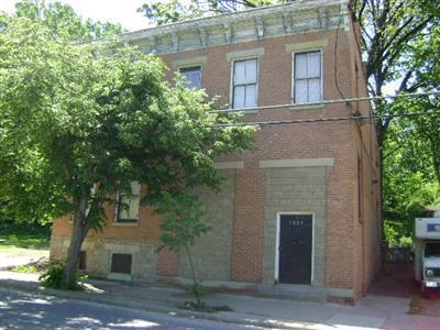 1827 Baltimore Ave, Cincinnati, OH 45225 photo 2