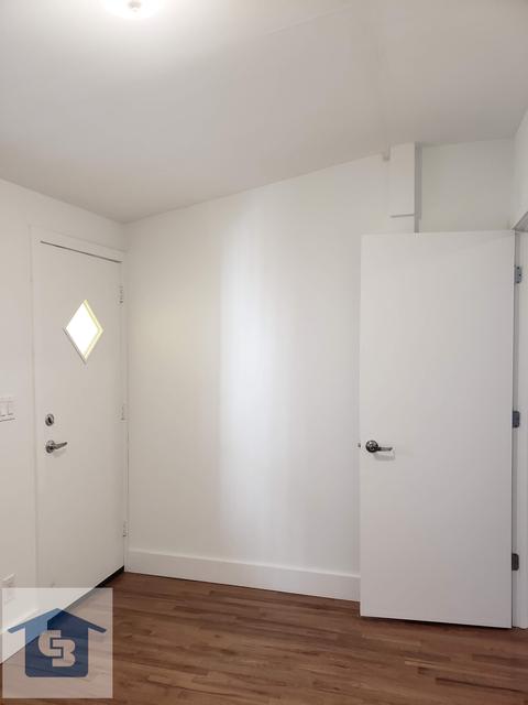 1085 Hempstead Dr, Cincinnati, OH 45231 photo 6