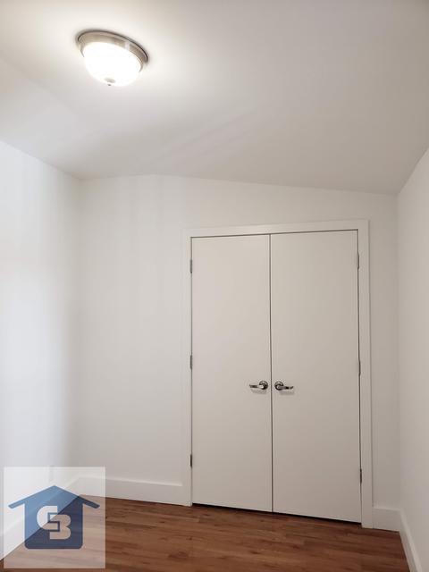 1085 Hempstead Dr, Cincinnati, OH 45231 photo 7