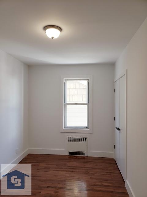1085 Hempstead Dr, Cincinnati, OH 45231 photo 8