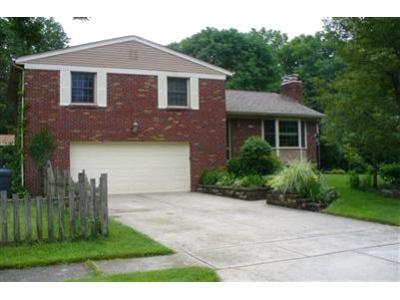 9402 Sheralee Ln, Cincinnati, OH 45231 photo 1