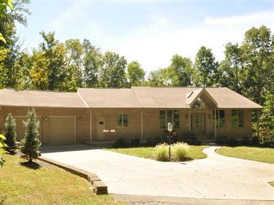 537 Locust Run Rd, Cincinnati, OH 45245 photo 3