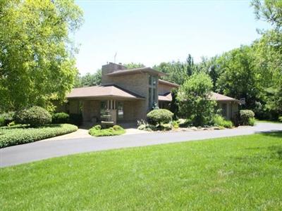 358 Bishopsbridge Dr, Cincinnati, OH 45255 photo 1