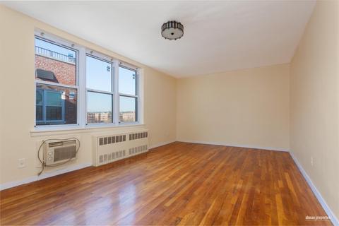 7547 Ross Ave, Cincinnati, OH 45237 photo 3