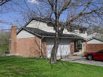 1582 Acreview Dr, Cincinnati, OH 45240 photo 2