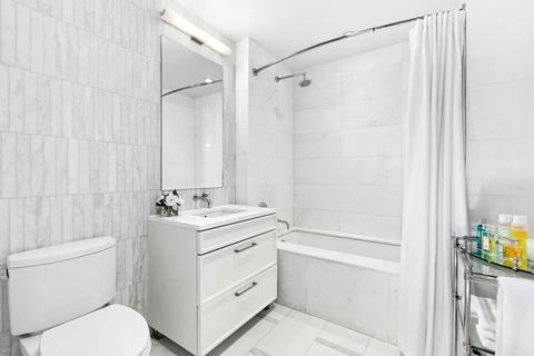 305 Breezy Vis, Reading, OH 45215 photo 8